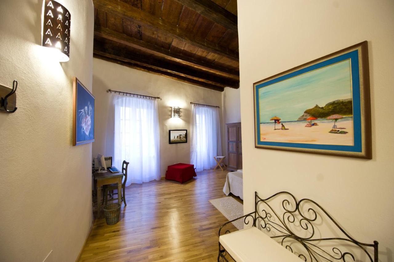 Castelletto Suites กาญารี ห้อง รูปภาพ